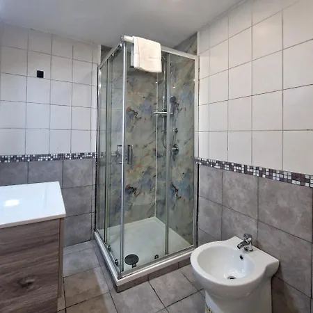 Le Stanze Di Partenope Bed and breakfast 4*